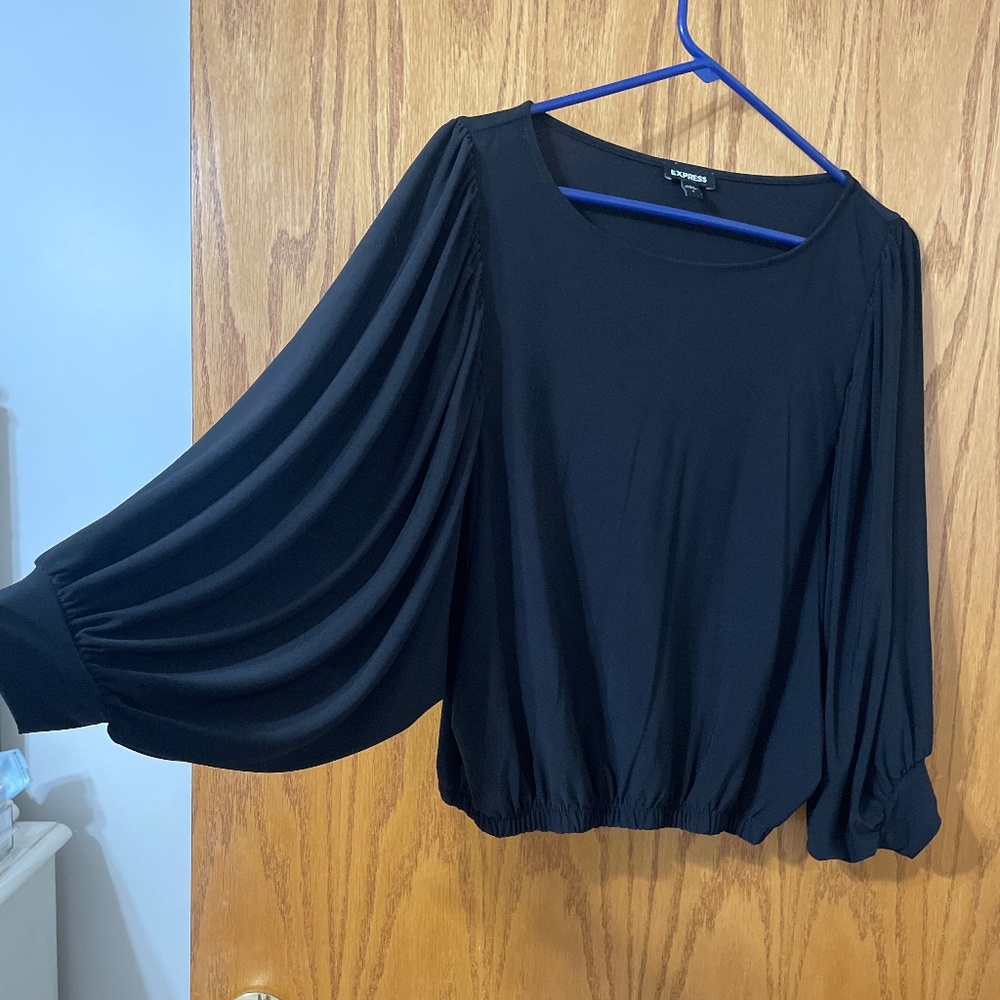Black balloon sleeve top from Express size small